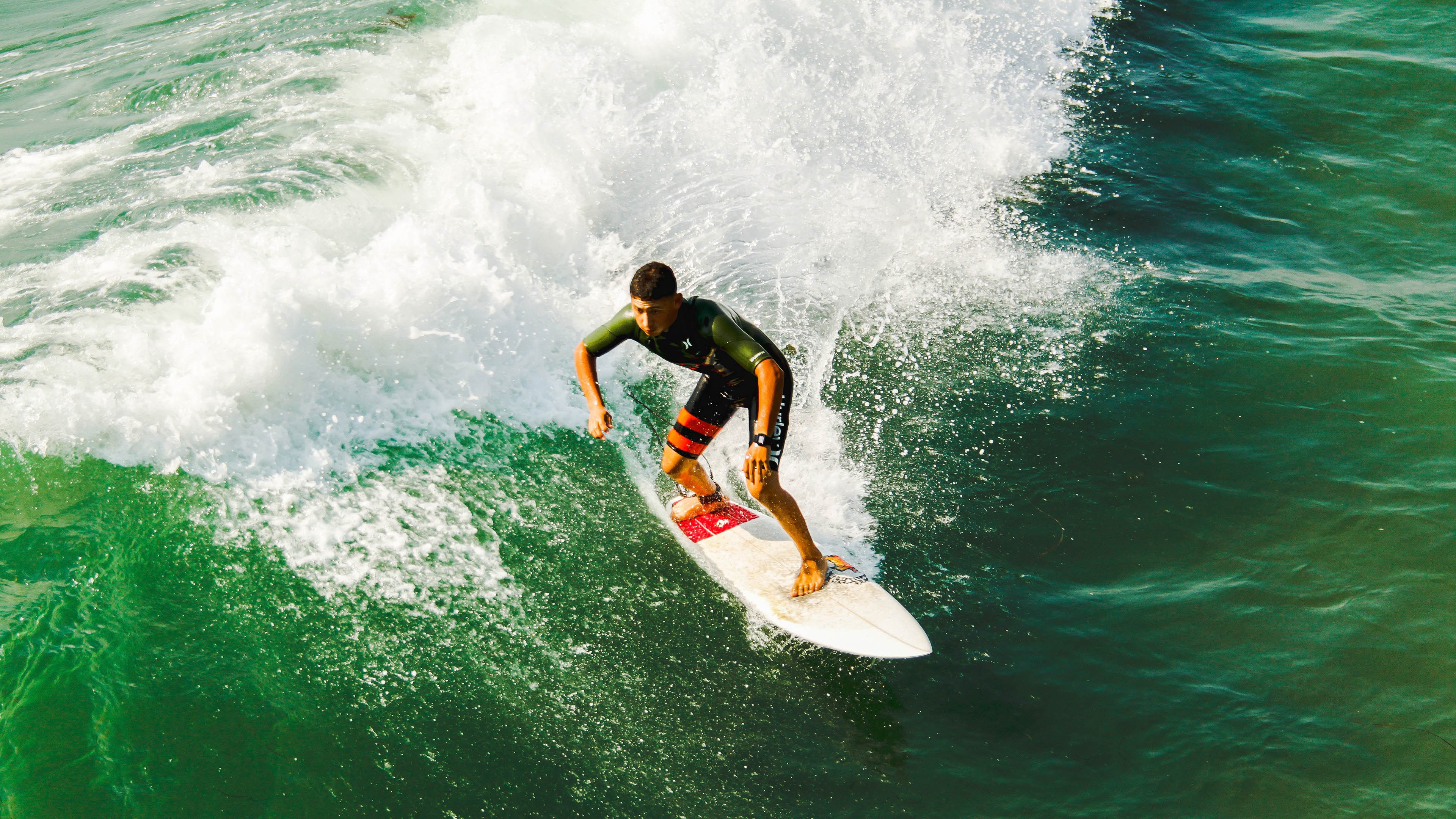 足球赛场焦点！德国队对阵澳大利亚队，爆冷逆转，黑马强势击败劲敌